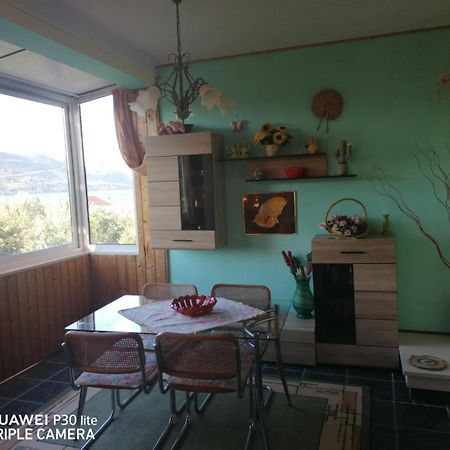 Apartmani Zute Račišće Rum bild