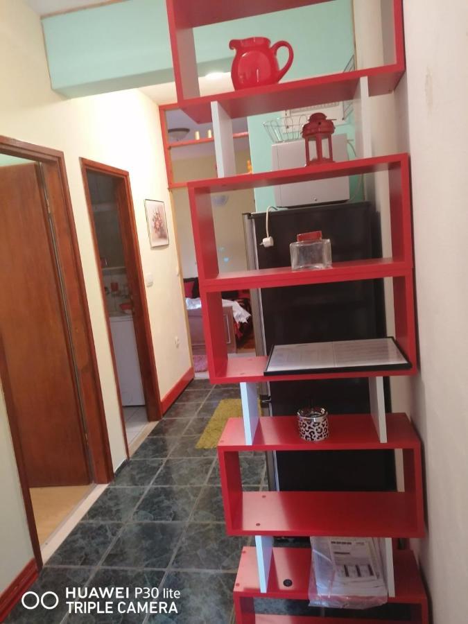 Apartmani Zute Račišće Exteriör bild