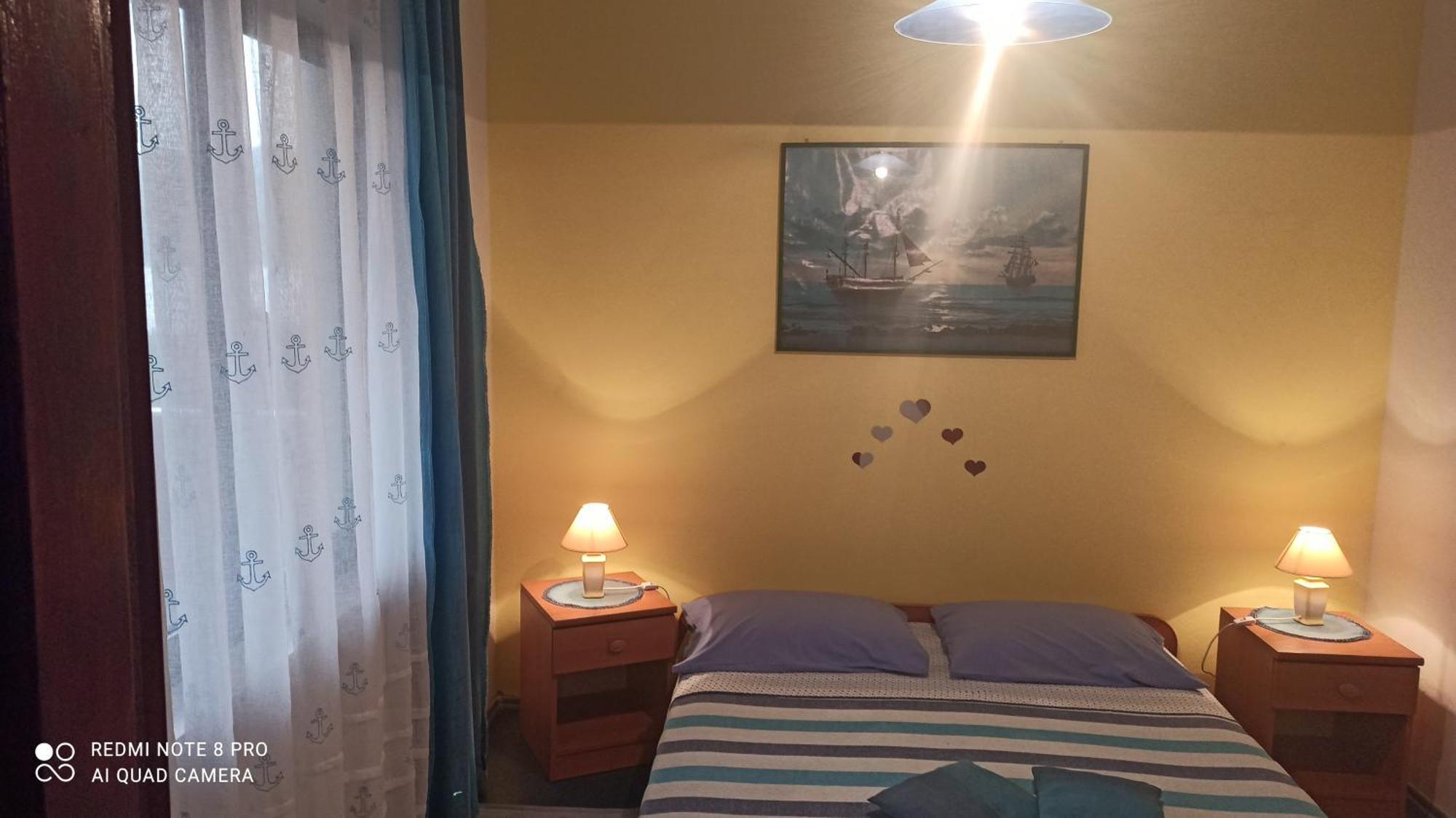 Apartmani Zute Račišće Rum bild
