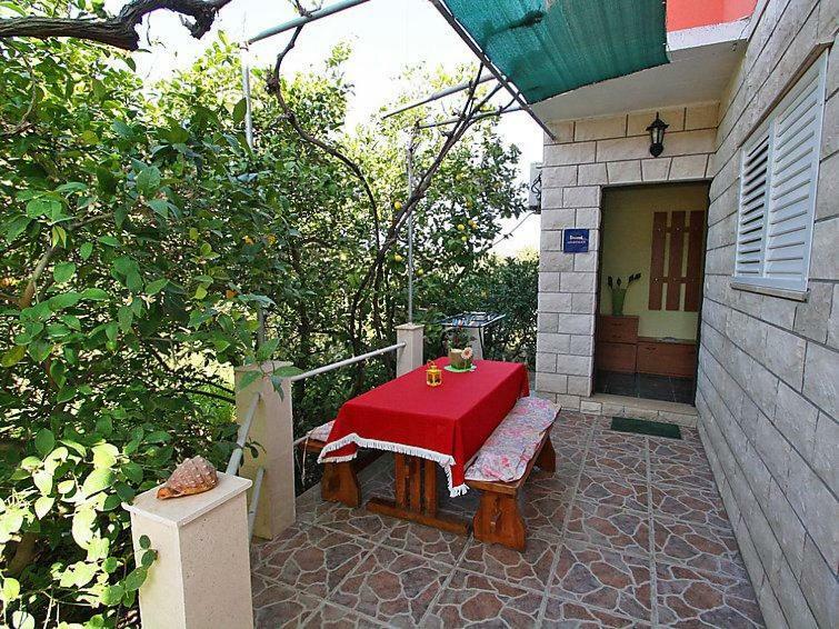 Apartmani Zute Račišće Exteriör bild